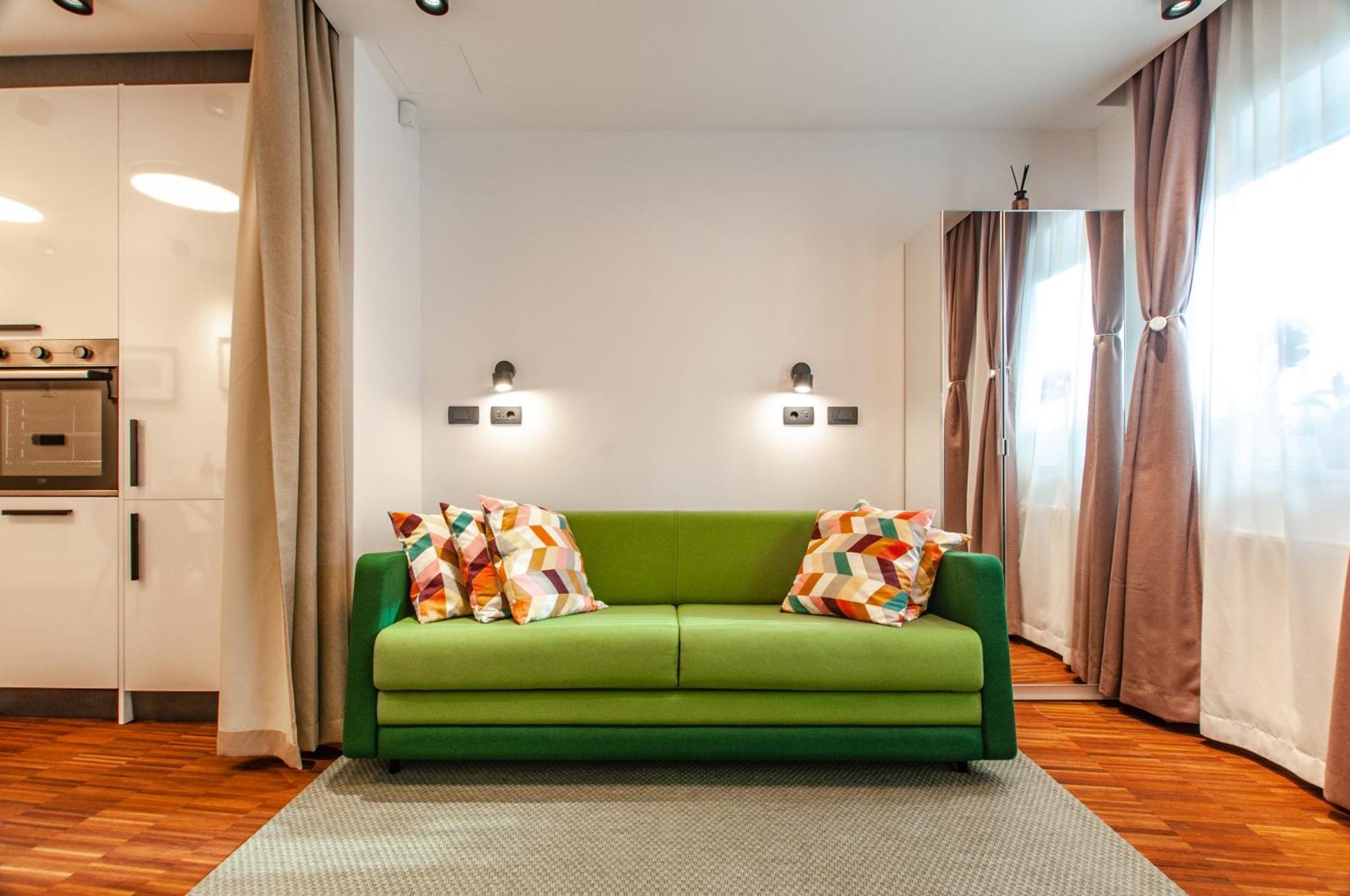 Six In The City Apartment, リュブリャナ エクステリア 写真